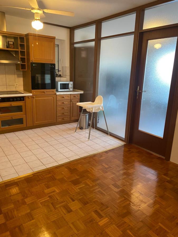 Apartment Privlaka Direkt Am Strand Mit Klima Und Neuem Badezimmer Haustiere Sind Willkommen エクステリア 写真