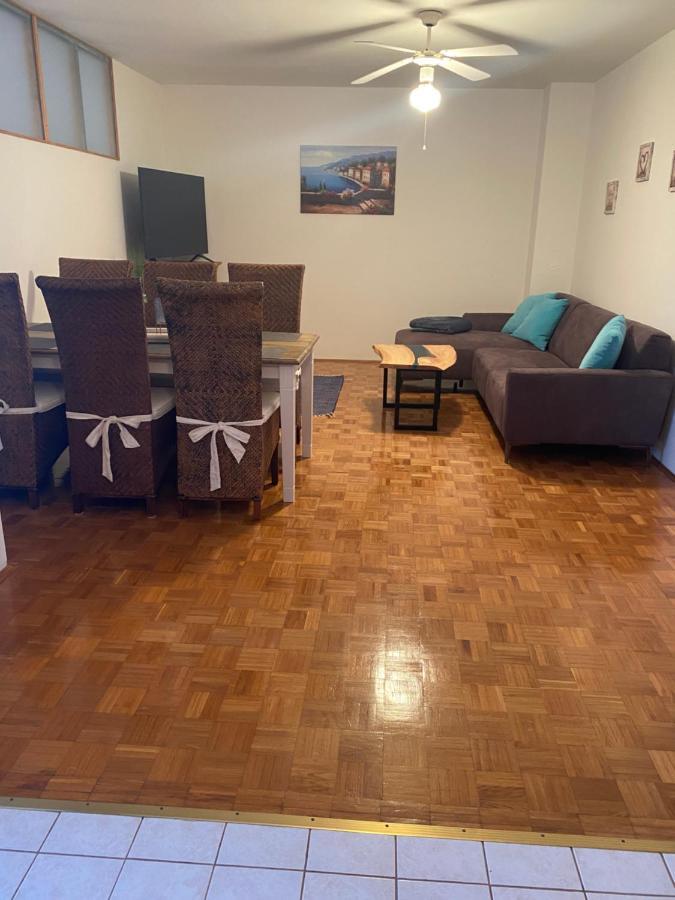 Apartment Privlaka Direkt Am Strand Mit Klima Und Neuem Badezimmer Haustiere Sind Willkommen エクステリア 写真